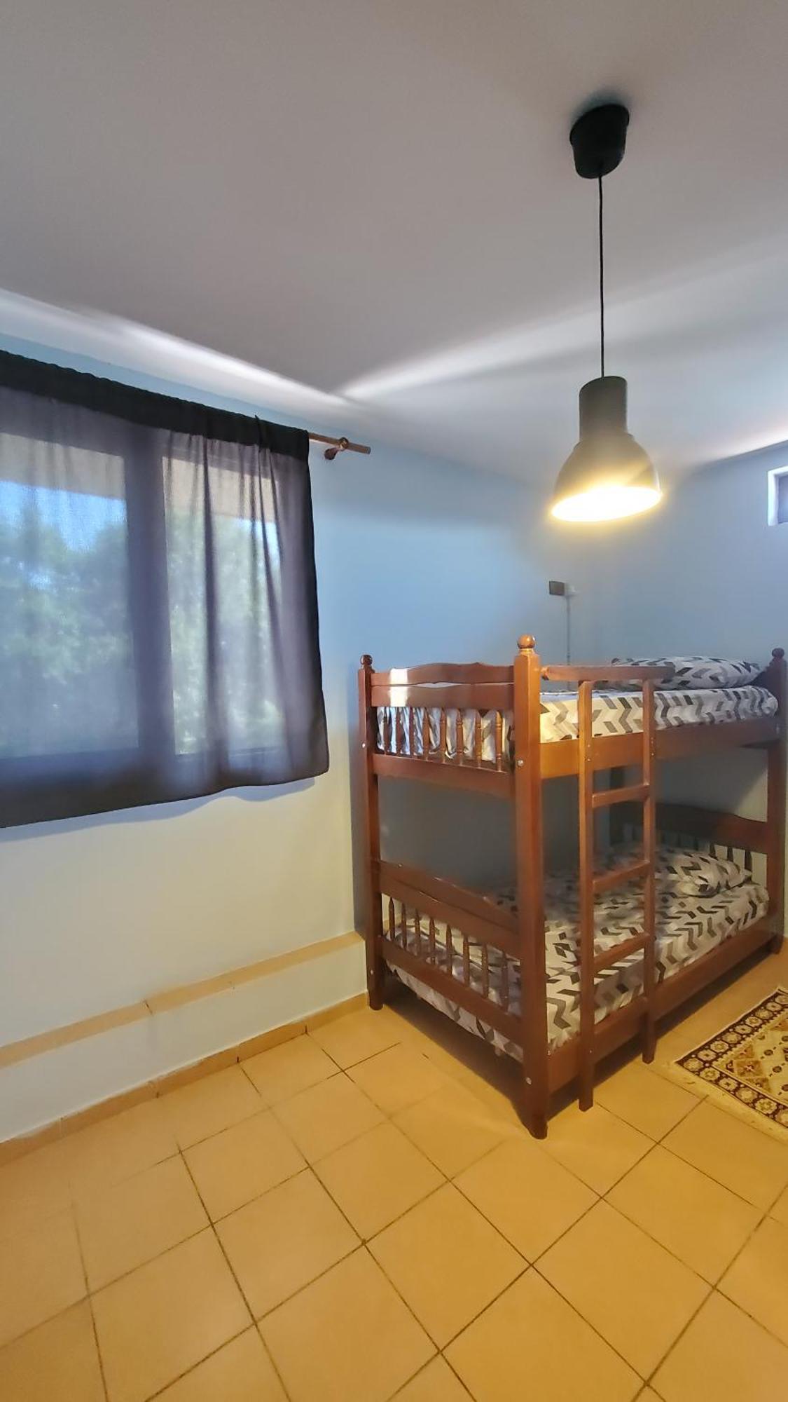 Traveler Hostel Шкодер Номер фото