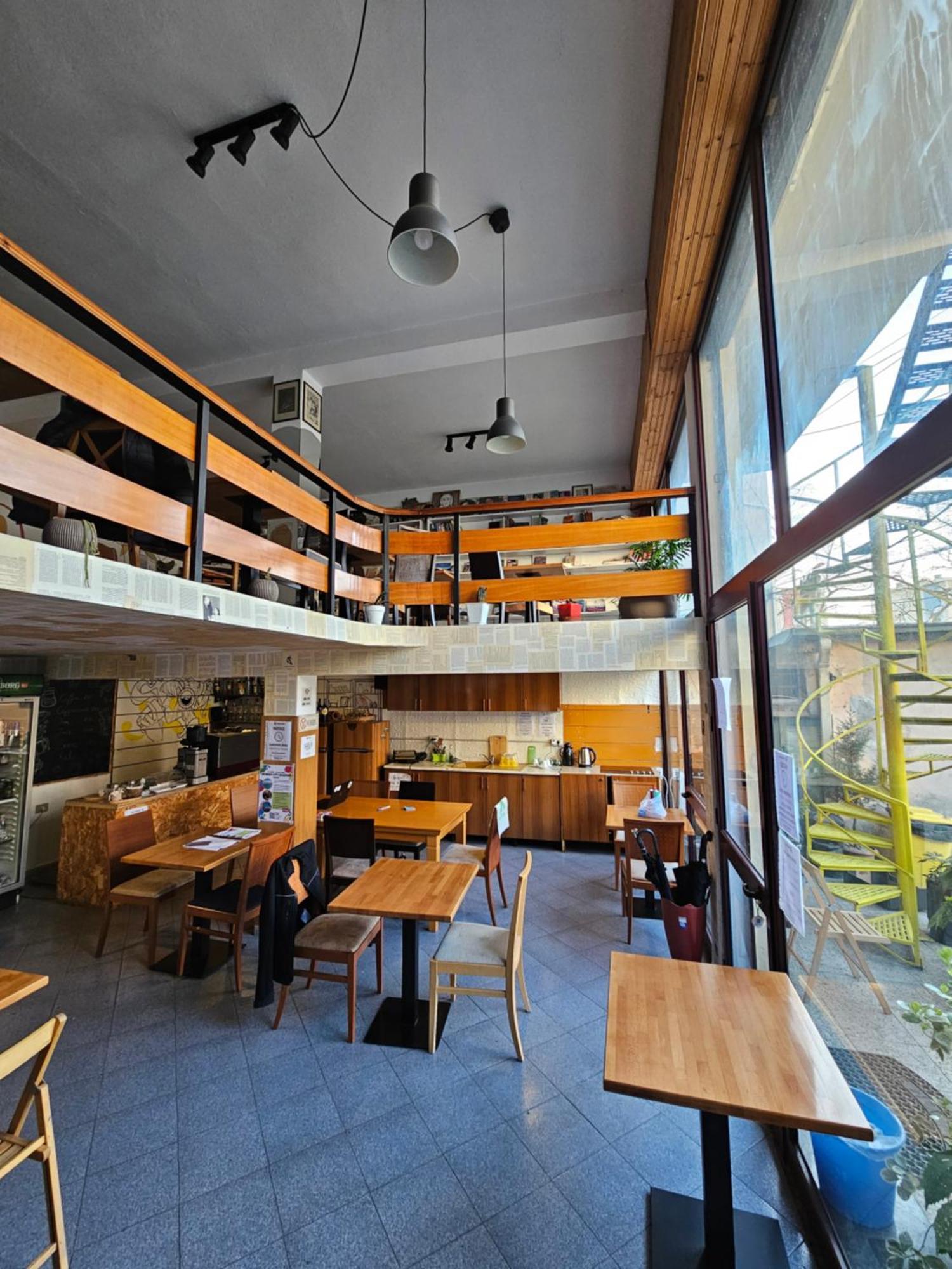 Traveler Hostel Шкодер Экстерьер фото